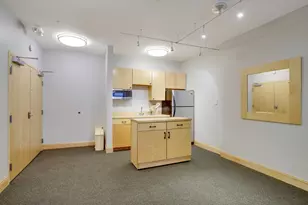 270 4th St E, Saint Paul, MN 55101 - Photo 28
