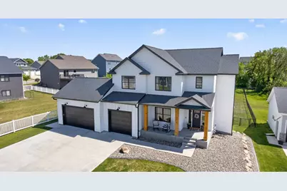 2014 Hagen Lane SW, Rochester, MN 55902 - Photo 2