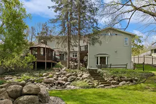 412 E 135th St, Burnsville, MN 55337 - Photo 36