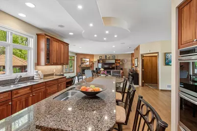 412 E 135th Street, Burnsville, MN 55337 - Photo 8