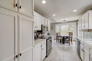 9096 Jergen Ave S, Cottage Grove, MN 55016 - Photo 10