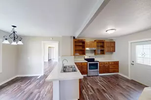 104 W 5th St, Cochrane, WI 54622 - Photo 8