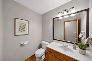 1011 Golfers Ct SE, Rochester, MN 55904 - Photo 18