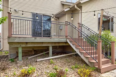 1011 Golfers Ct SE, Rochester, MN 55904 - Photo 8