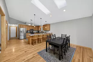 1011 Golfers Ct SE, Rochester, MN 55904 - Photo 8