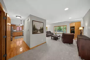 1011 Golfers Ct SE, Rochester, MN 55904 - Photo 6