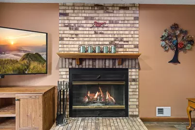 2201 84th Avenue N, Brooklyn Park, MN 55444 - Photo 26