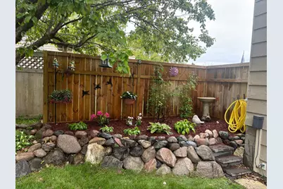 2201 84th Avenue N, Brooklyn Park, MN 55444 - Photo 44