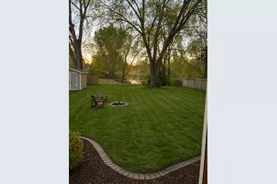 2201 84th Avenue N, Brooklyn Park, MN 55444 - Photo 42