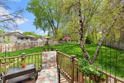 2201 84th Avenue N, Brooklyn Park, MN 55444 - Photo 34