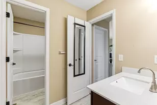 4469 Schilling Way, Woodbury, MN 55129 - Photo 44