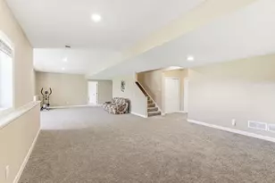 4469 Schilling Way, Woodbury, MN 55129 - Photo 50