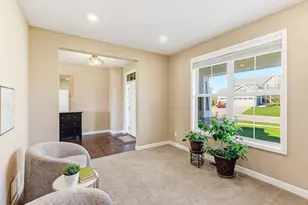 4469 Schilling Way, Woodbury, MN 55129 - Photo 6