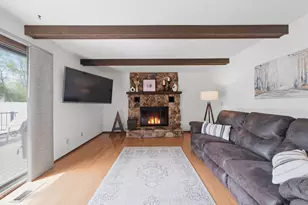 2067 Kings Rd, Eagan, MN 55122 - Photo 10