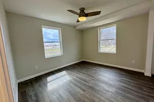 202 Washington St SE, Warroad, MN 56763 - Photo 14