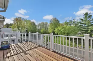 2693 New Century Ln, Maplewood, MN 55119 - Photo 2