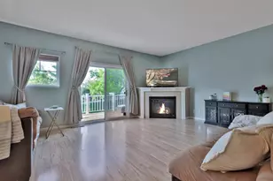 2693 New Century Ln, Maplewood, MN 55119 - Photo 4