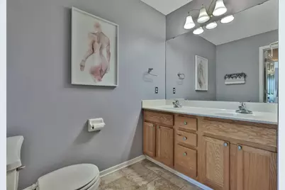 2693 New Century Lane, Maplewood, MN 55119 - Photo 10