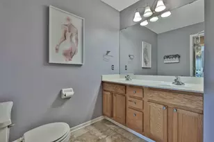 2693 New Century Ln, Maplewood, MN 55119 - Photo 10