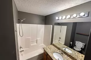 13802 52nd Ave N, Plymouth, MN 55446 - Photo 4