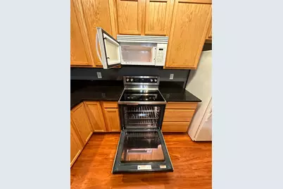 13802 52nd Avenue N, Plymouth, MN 55446 - Photo 2