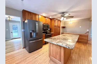 225 Sunrise Boulevard, Redwood Falls, MN 56283 - Photo 6