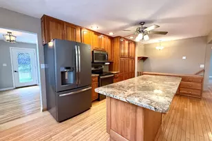 225 Sunrise Blvd, Redwood Falls, MN 56283 - Photo 6