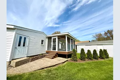 225 Sunrise Boulevard, Redwood Falls, MN 56283 - Photo 58