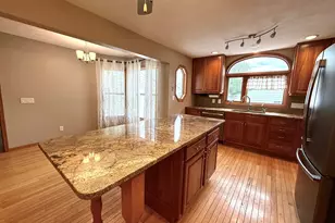 225 Sunrise Blvd, Redwood Falls, MN 56283 - Photo 8