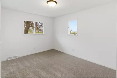 1400 Elm Avenue W, Waseca, MN 56093 - Photo 18