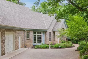 7 Mallard Ln, North Oaks, MN 55127 - Photo 2