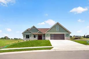 2362 Ponderosa Pl SW, Rochester, MN 55902 - Photo 2