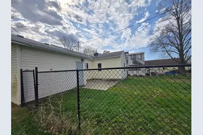 115 4th Street S, Gaylord, MN 55334 - Photo 8