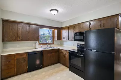 10330 Rhode Island Circle, Bloomington, MN 55438 - Photo 16