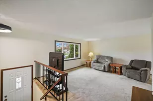10330 Rhode Island Cir, Bloomington, MN 55438 - Photo 8