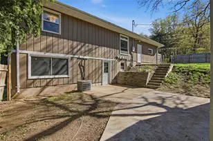 2921 LaSalle St, Eau Claire, WI 54703 - Photo 36