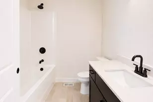 7821 Austin Path, Inver Grove Heights, MN 55077 - Photo 12