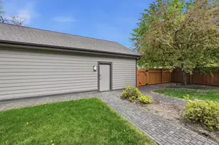 3445 1st Ave S, Minneapolis, MN 55408 - Photo 36