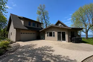 39409 Clearmont Rd, Battle Lake, MN 56515 - Photo 14