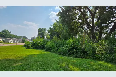 3949 Douglas Drive N, Crystal, MN 55422 - Photo 1
