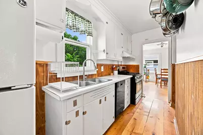 4042 Queen Avenue N, Minneapolis, MN 55412 - Photo 14