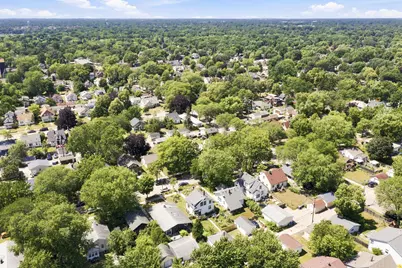 4042 Queen Avenue N, Minneapolis, MN 55412 - Photo 36