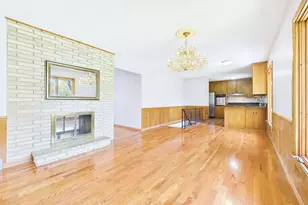 5212 W 70th St, Edina, MN 55439 - Photo 6
