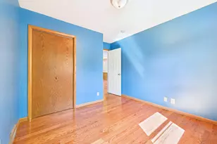 5212 W 70th St, Edina, MN 55439 - Photo 10