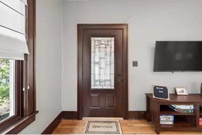 654 Carroll Avenue, Saint Paul, MN 55104 - Photo 8