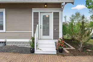 654 Carroll Ave, Saint Paul, MN 55104 - Photo 4