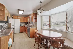3121 7th St N, Fargo, ND 58102 - Photo 2