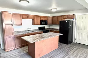 341 4th St N, Greenbush, MN 56726 - Photo 2