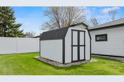 711 8th Street W, Clear Lake, SD 57226 - Photo 80