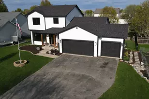 1967 Hazen St, Shakopee, MN 55379 - Photo 42
